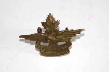 WW2 Canadian Air Cadets Collar Badge