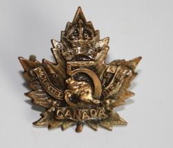 5th Canadian Mounted Rifles Collar Badge