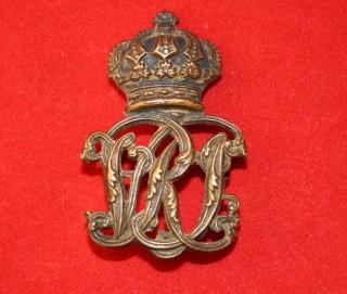 Royal Canadian Regiment Victorian Cypher Collar Badge