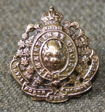 RNMWP Collar Badge