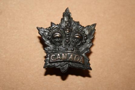 Canadian Boer War Collar Badge