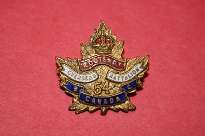 54 Bn (Kootenay) Sweetheart  - Gilding brass and enamel