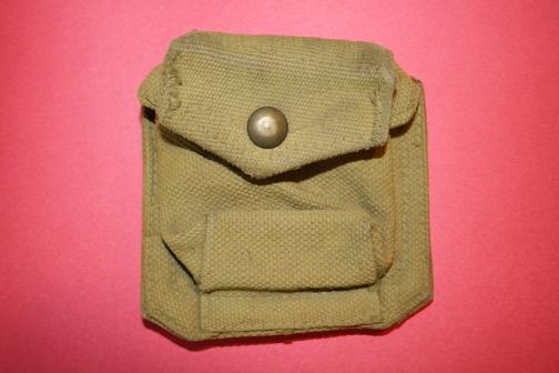 P37 Canadian Revolver Ammunition Pouch.  MSU Ltd 1942