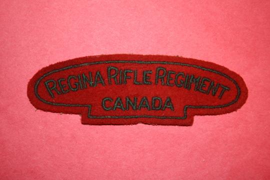 WW2 Regina Rifles Embroidered Shoulder Title