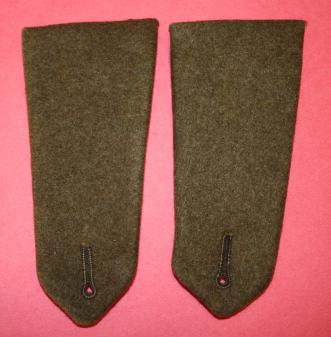 WW2 Canadian Officer Shoulder Boards/Epaulettes for the Great Coat