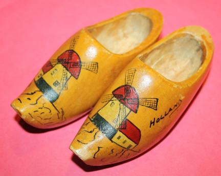 WW2 Miniature Dutch Shoes - Holland Souvineer