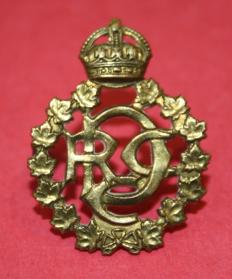 WW2 Royal Canadian Dental Corps Collar Badge