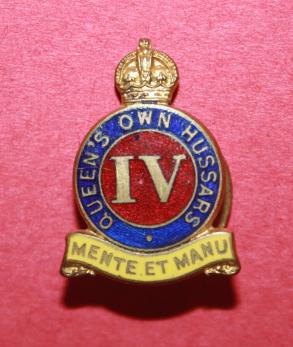 WW2 IV Queen's Own Hussars Sweetheart Pin