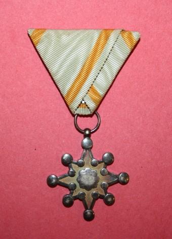 WW2 Japanese Medal - The Order of the Sacred Treasure