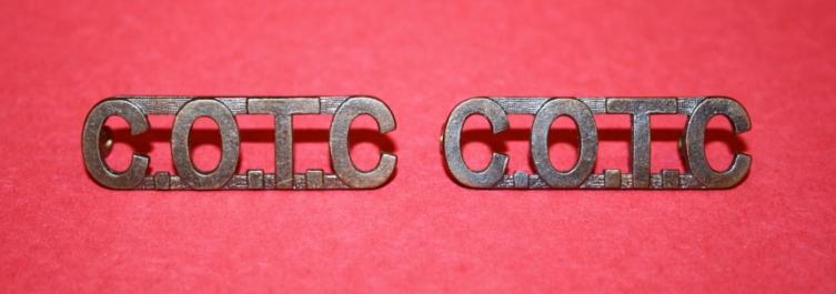 WW2 COTC Shoulder Titles - Pair