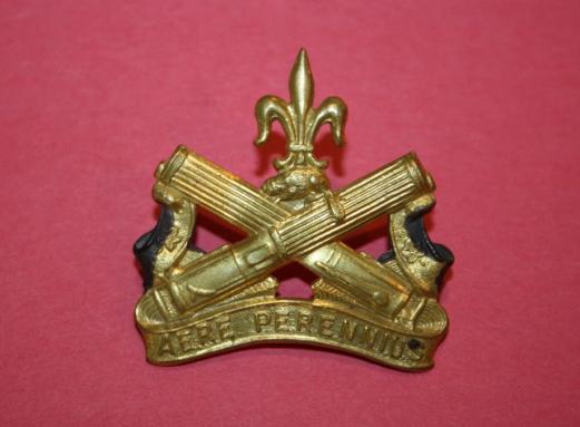 WW2 Regiment de la Chaudiere Cap Badge - Scully Marked