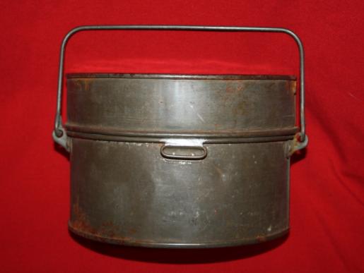 WW1 British issue Mess Tin 1917