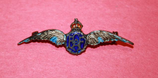 WW2 RCAF enamel and sterling Pilot Wing