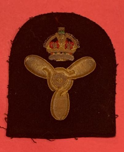 WW2 RCN Chief Stoker Badge - Gold bullion 